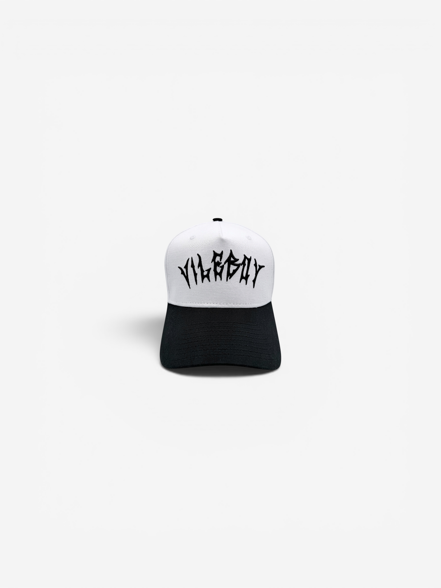 VILEBOY™ Gothic Logo Cap in White/Black